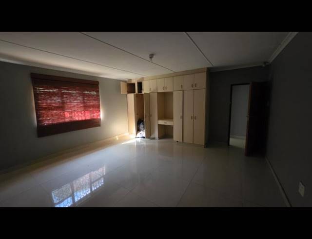 3 BEDROOM HOUSE FOR SALE IN ESCOMBE